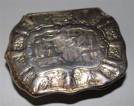 An 18th century French silver snuff box, (a.f.), 3in.